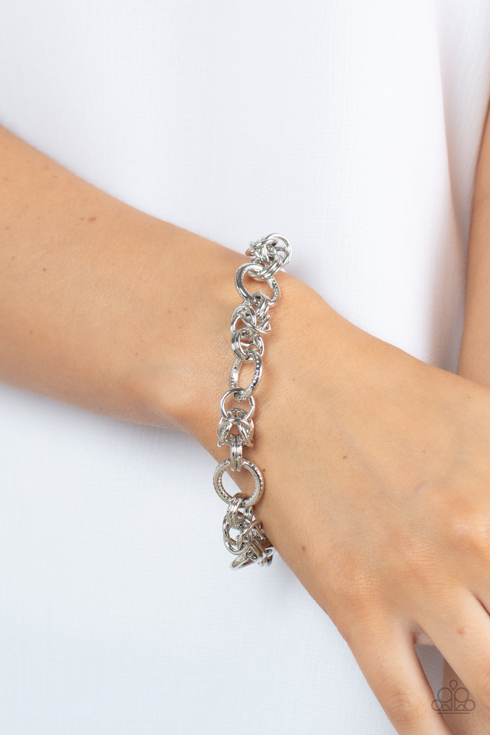 *Paparazzi Bracelet* "Big City Chic" Silver Bracelet