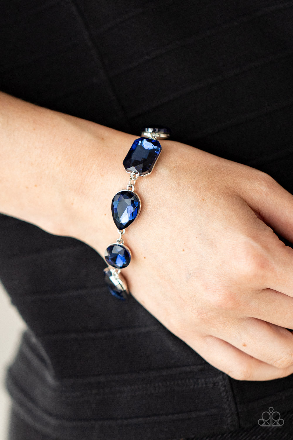 *Paparazzi Accessories* "Cosmic Treasure Chest" Blue Bracelet