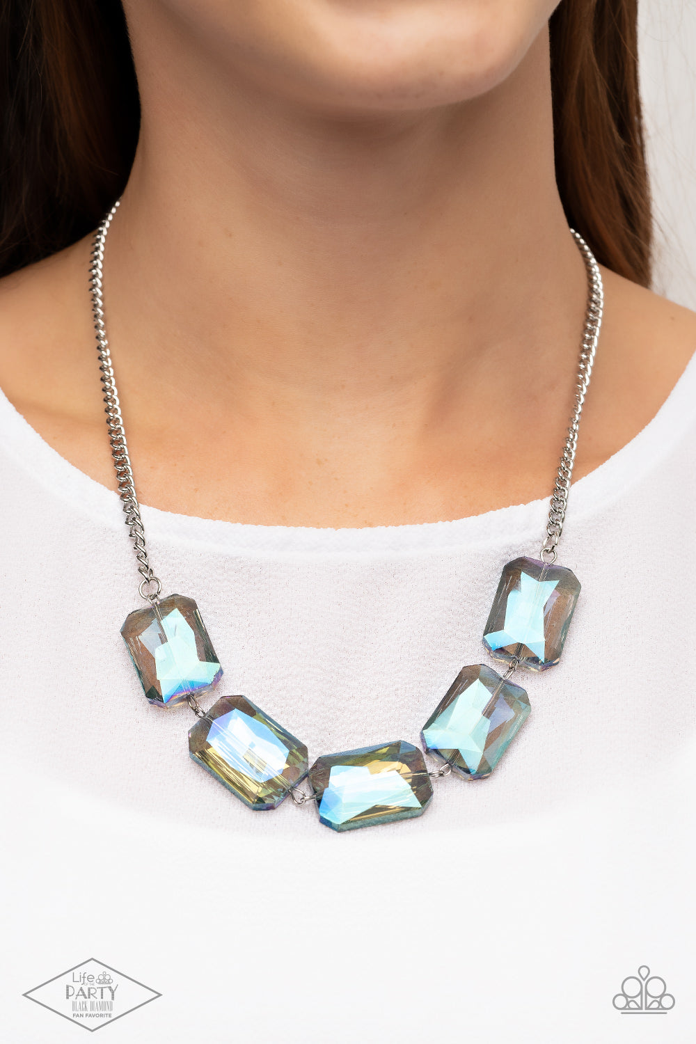 *Paparazzi Necklace* "Heard It On The HEIR-Waves" Blue Necklace