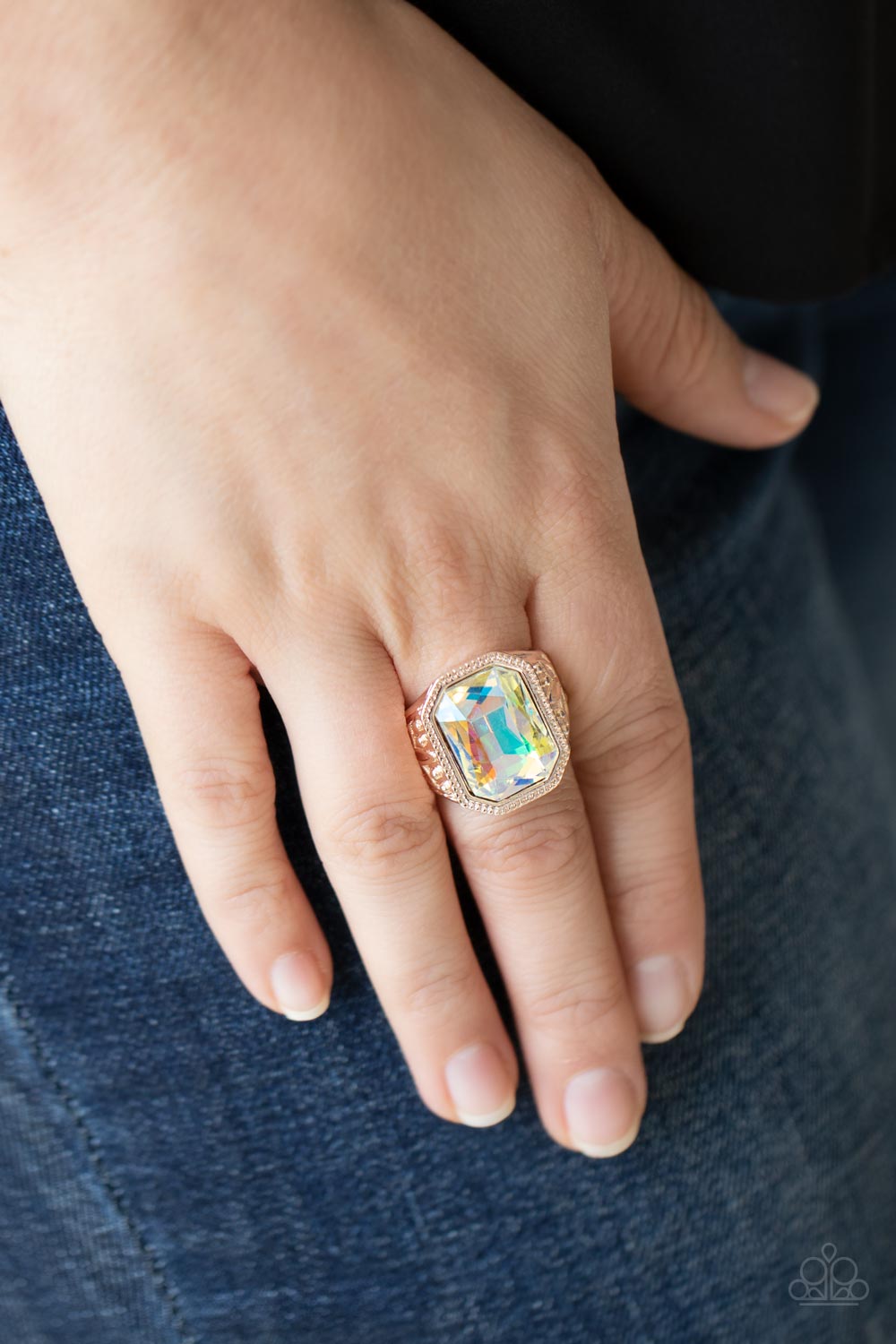 *Paparazzi Ring* "Galaxy Goddess" Rose Gold UV Shimmer Ring