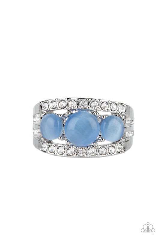 *Paparazzi Ring* "Majestically Mythic" Blue Cat's Eye Ring