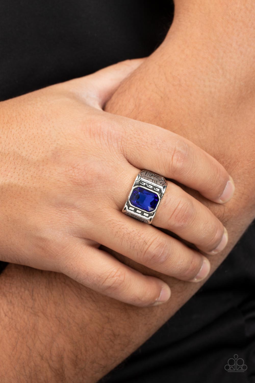 *Paparazzi Men's Ring* " Metro Magnate" Blue Ring