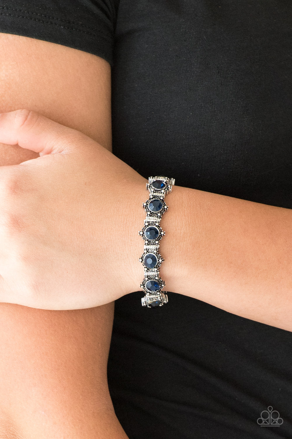 *Paparazzi Accessories* " Strut Your Stuff" Blue Bracelet