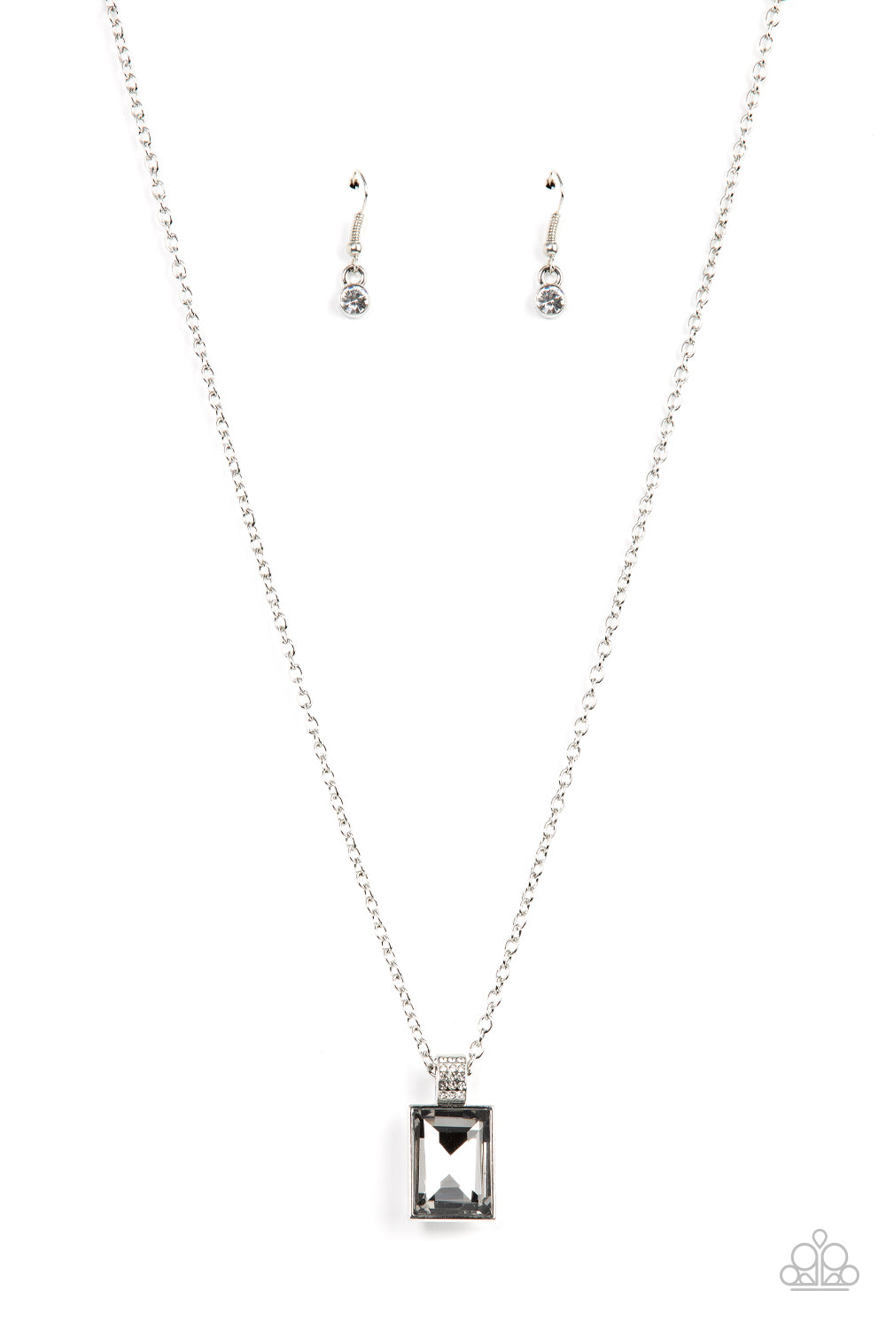 *Paparazzi Necklaces* " Understated Dazzle" Silver Necklace