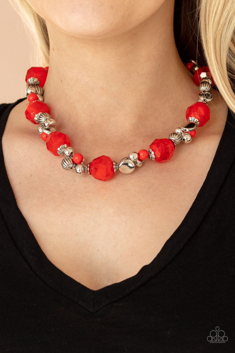 Vidi Vici VACATIOn- Red- Paparazzi Accessories Necklace